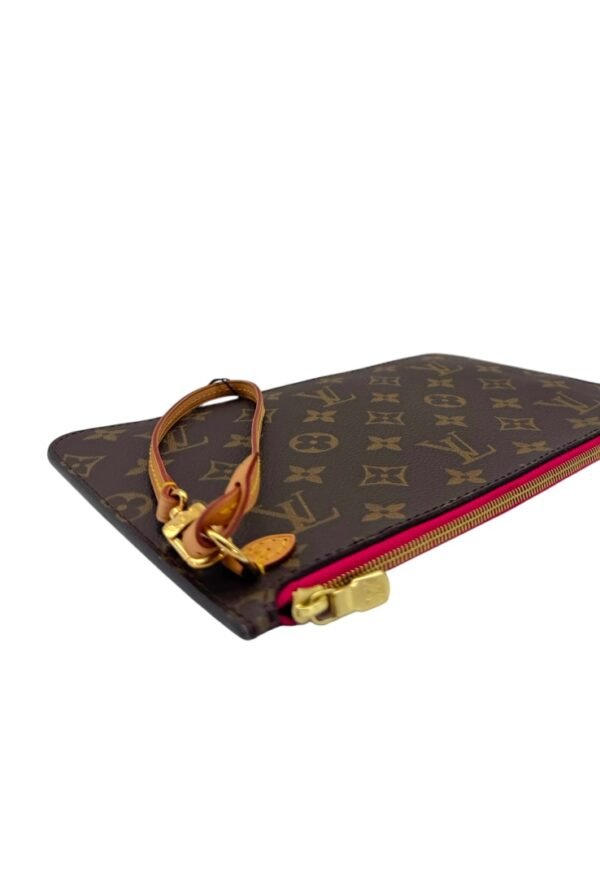 LOUIS VUITTON - POCHETTE MONOGRAM - Image 7